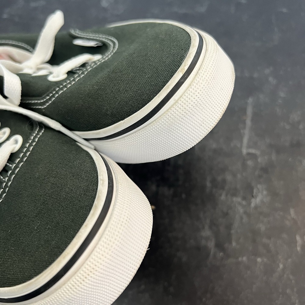Classic Vans Duck Green - Women's 5.5 or Boys 4 - Retro 90s Y2K Skater's Dream - Picture 2 of 8